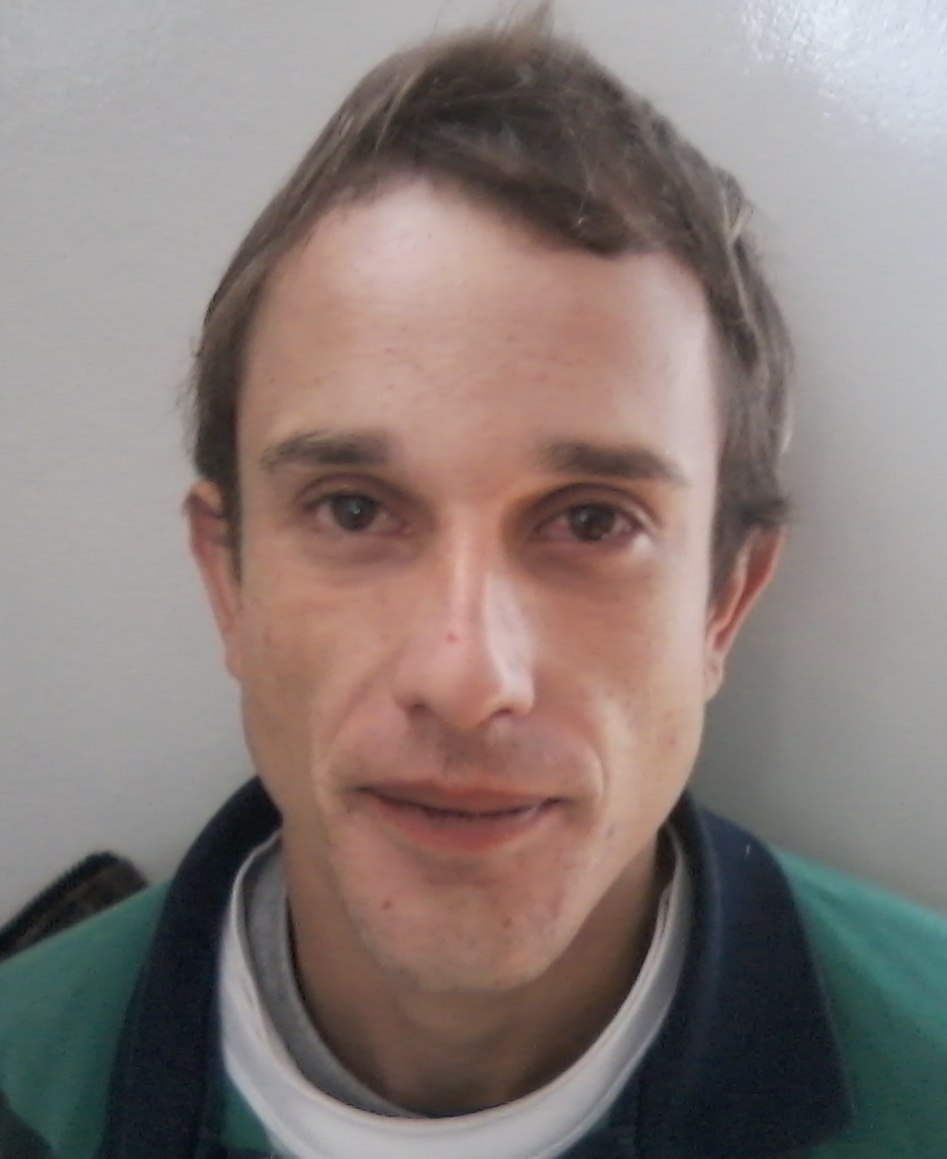 Assaltante é detido por populares e operadores do transporte coletivo